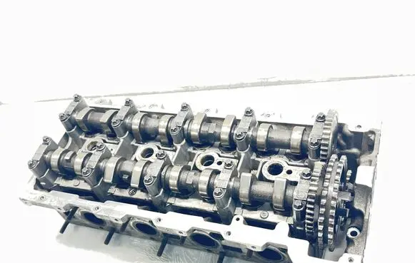 Mercedes-Benz C W204 Engine head A6460100820