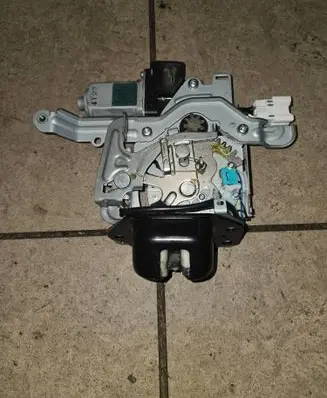 Nissan X-Trail T32 Tailgate/trunk/boot lock/catch/latch 2178404A 40915 905520AQ000