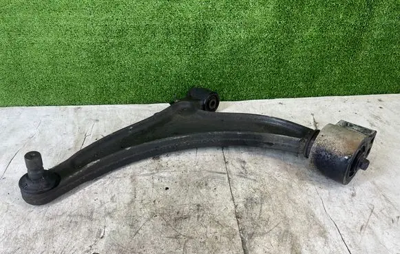 Front lower control arm/wishbone