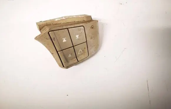 Volvo V70 Steering wheel buttons/switches 30768065