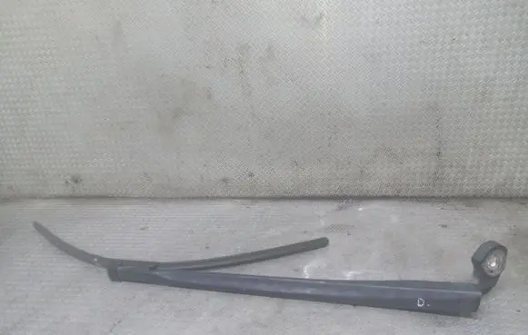 Seat Leon (1P) Windshield/front glass wiper blade 1P0955410A