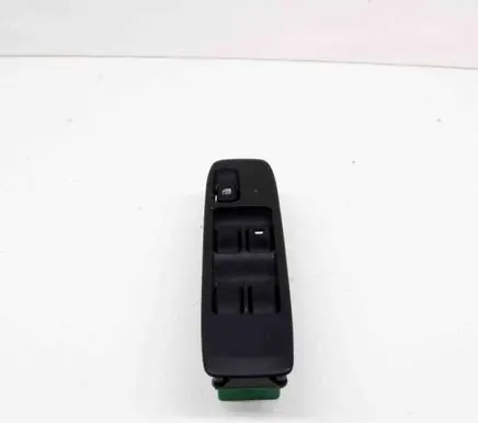 Mitsubishi Pajero Electric window control switch MR551244 C8DD255M