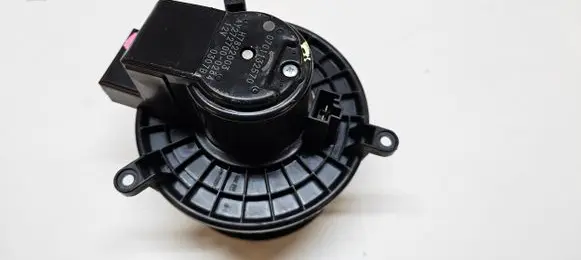 Chrysler Pacifica Heater fan/blower 0701132570