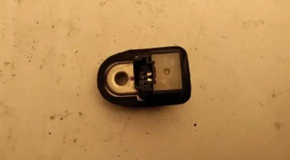 Nissan Qashqai Rear door sensor 7329E2