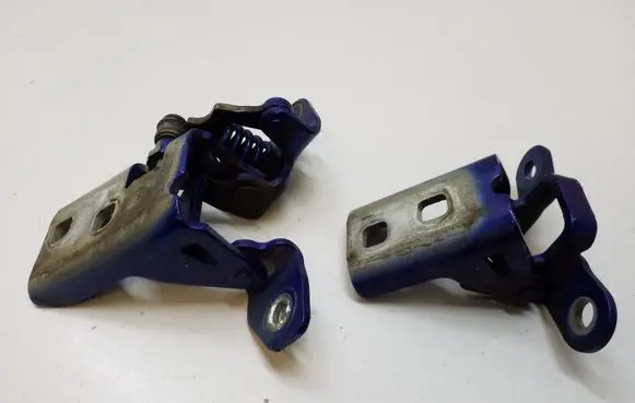 Dodge Grand Caravan Front door hinge set 879AE 881AB