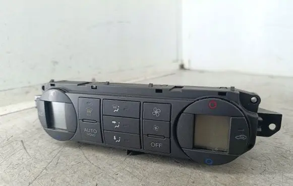 Ford Focus C-MAX Climate control/heater control trim 3M5T18C612AK