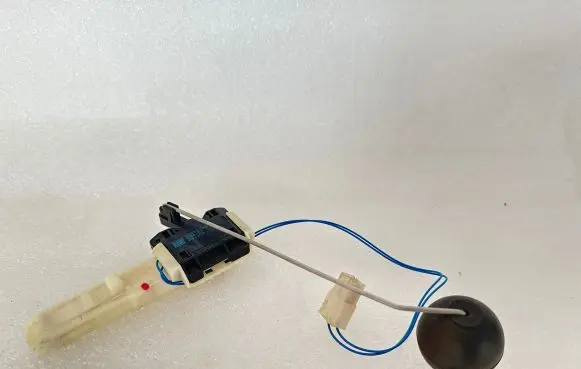 Fuel level sensor
