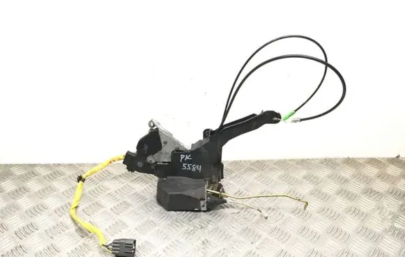 Toyota RAV 4 (XA20) Front door lock