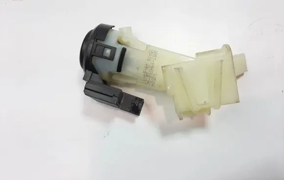 Ford Kuga I Ignition lock 8M5T19H386AC