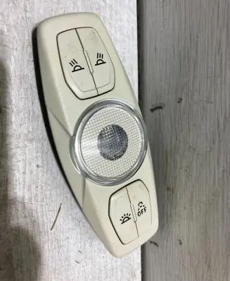 Ford C-MAX II Rear seat light AM5113K767AE