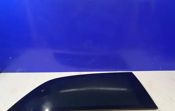 Mercedes-Benz Vito Viano W639 Rear door window glass E943R004536