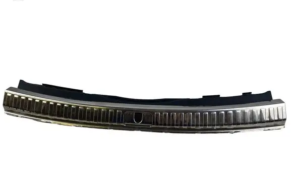 Audi A6 S6 C8 4K Tailgate trim 4K9864483