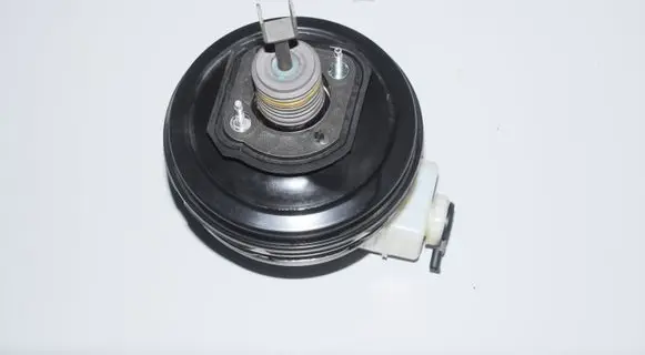 BMW 5 F10 F11 Brake booster 6796726