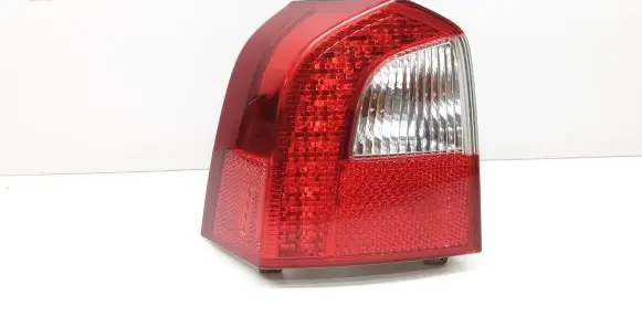 Volvo V70 Rear/tail lights 30698983