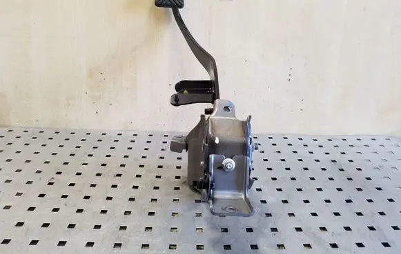 Clutch pedal