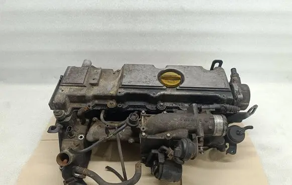 Opel Vectra B Engine head R9128018