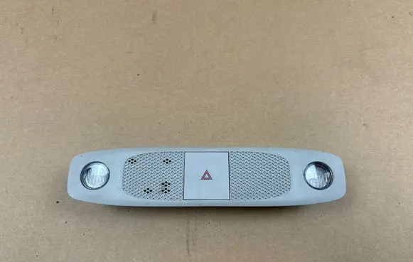 Tesla Model Y Front seat light 150023700E