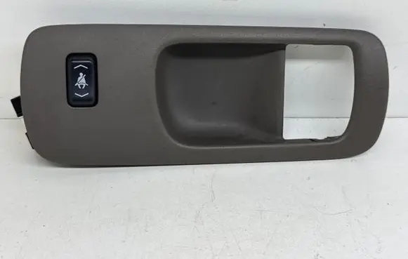 Lexus LS 400 Front door handle cover 6927750060