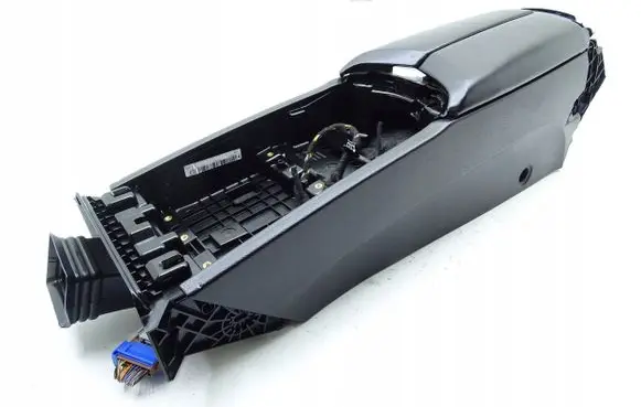 Maserati Ghibli Center console 