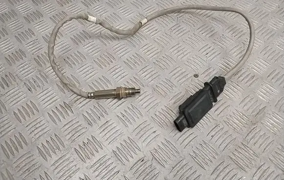 Volkswagen Caddy Lambda probe sensor 05L907807BF