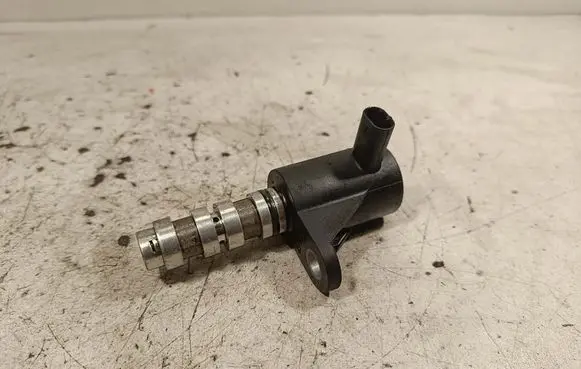 Mercedes-Benz E W213 Camshaft vanos timing valve A6541800415