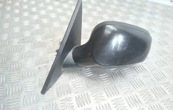 BMW 1 E82 E88 Front door electric wing mirror 7208145