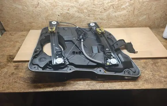 Jeep Grand Cherokee Front window lifting mechanism without motor 04589598AN