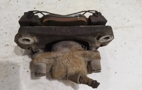 Renault Megane III Front brake caliper