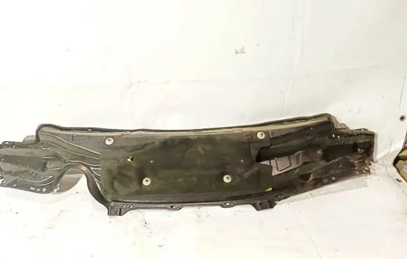 Skoda Octavia Mk2 (1Z) Radiator support slam panel