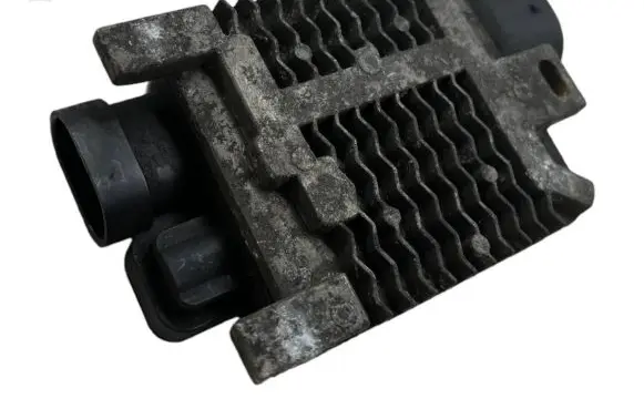 Coolant fan relay