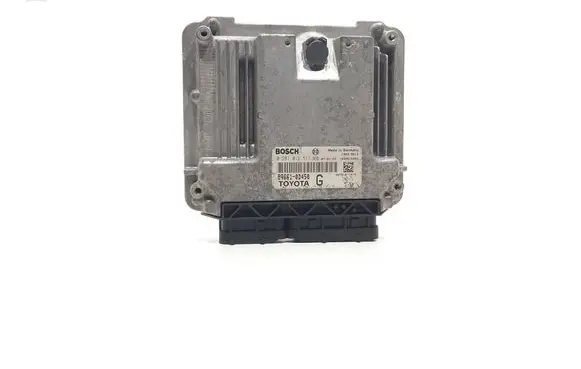 Toyota Yaris Engine control unit/module 0281012517 896610D450 1NDTV