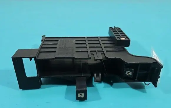 Other engine bay part