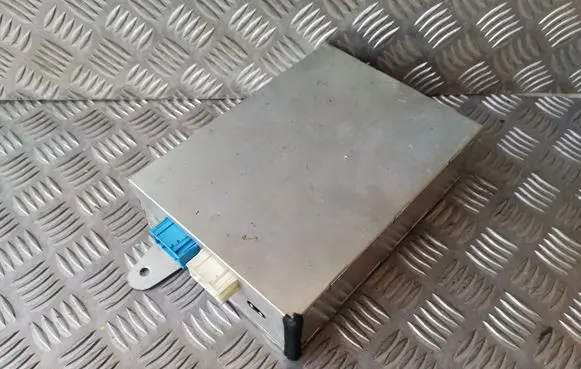 BMW 5 E39 Video control module 6906923