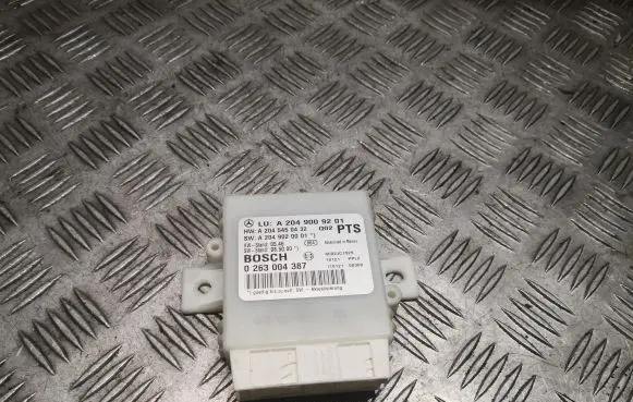 Mercedes-Benz C W204 Parking PDC control unit/module 2049009201 A2049009201