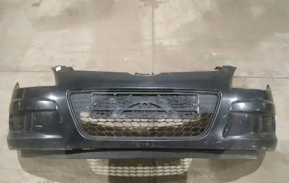 Hyundai i30 Front bumper juodas