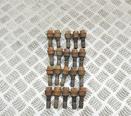 Nuts/bolts