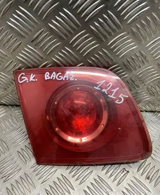 Mazda 3 I Tailgate rear/tail lights P2775L