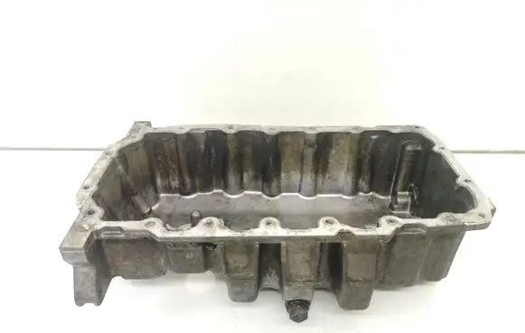 Volkswagen PASSAT B6 Oil sump 03G103603