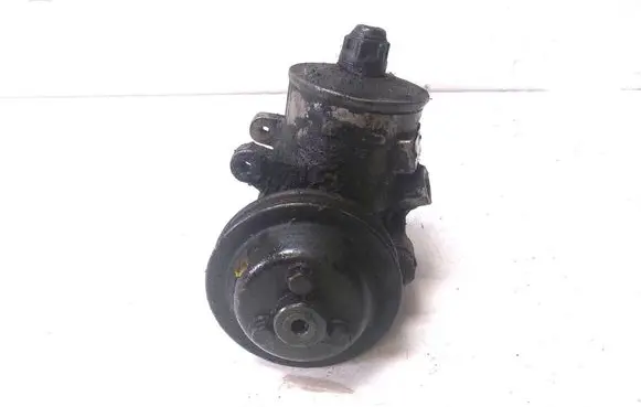 Mercedes-Benz 190 W201 Power steering pump 2014600980