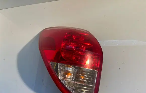 Toyota RAV 4 (XA50) Rear/tail lights