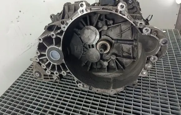 Ford Mondeo MK IV Manual 6 speed gearbox 8G9R7002LC