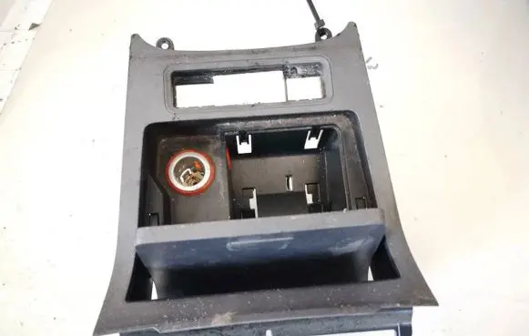 Car ashtray
