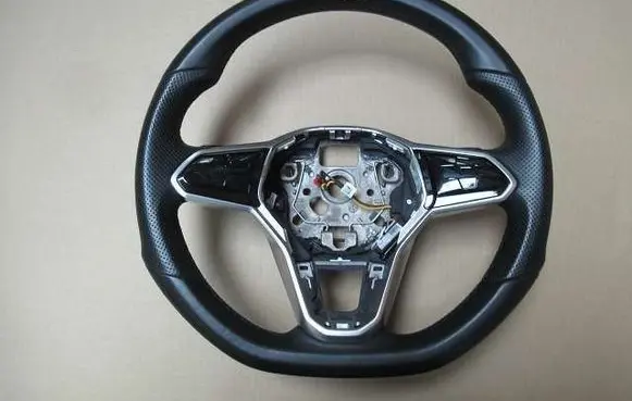 Volkswagen Tiguan Steering wheel 5H0419089FD-YPG