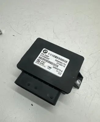 BMW 5 F10 F11 Hand brake control module A2C53191261 015631634