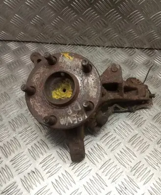 Toyota Previa (XR10, XR20) I Front wheel hub