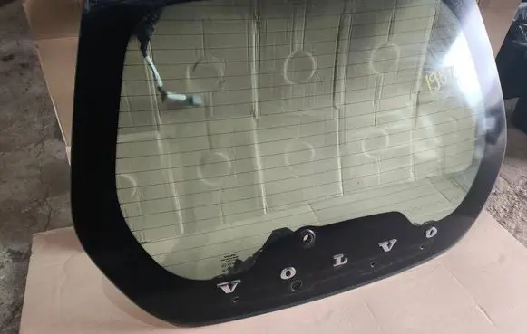 Volvo C30 Rear windscreen/windshield window 43R000677 E000109 E000199