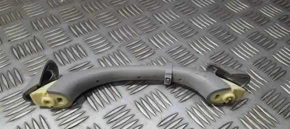Toyota RAV 4 (XA20) Rear interior roof grab handle 7461742030 74617-42030