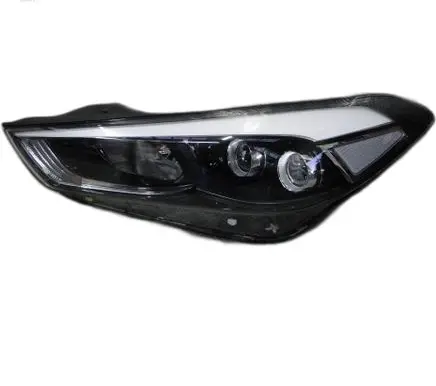 Hyundai Tucson TL Headlight/headlamp 92101D7200