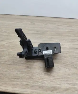 Volvo C70 Convertible roof lock/latch 9213996 1286926
