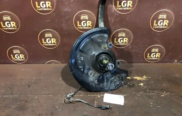 Mercedes-Benz E W211 Front wheel hub spindle knuckle